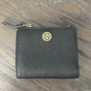 Tory Burch Robinson Mini Wallet